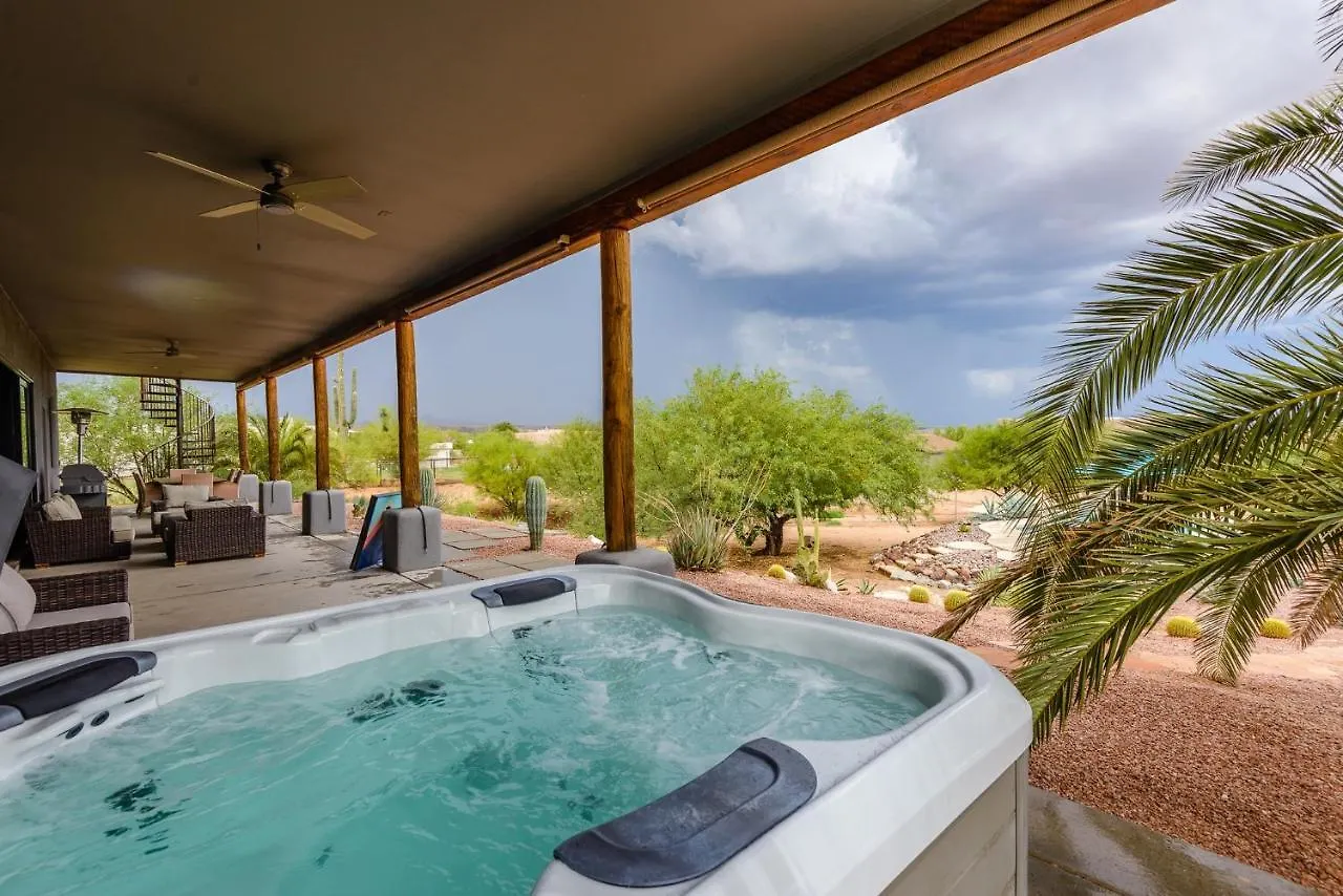 Four-Bedroom House Scottsdale