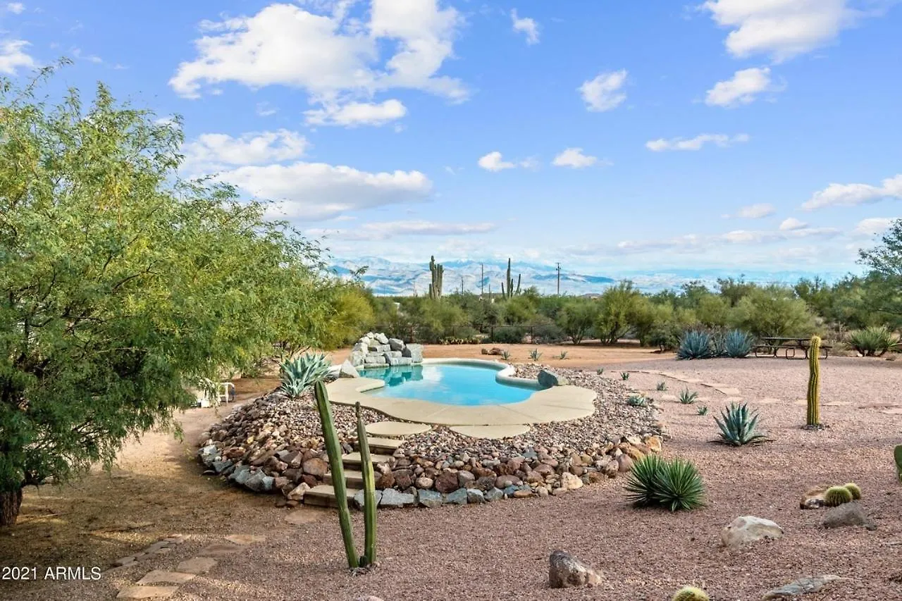Holiday home Four-Bedroom House Scottsdale