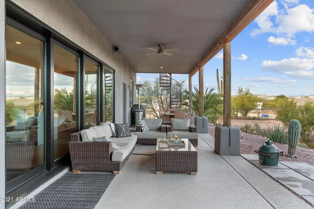 Four-Bedroom House Scottsdale Holiday home