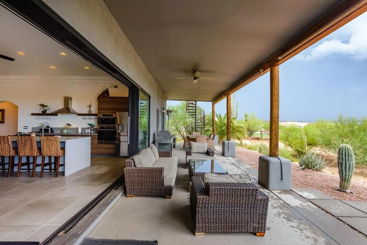 Four-Bedroom House Scottsdale 0*,