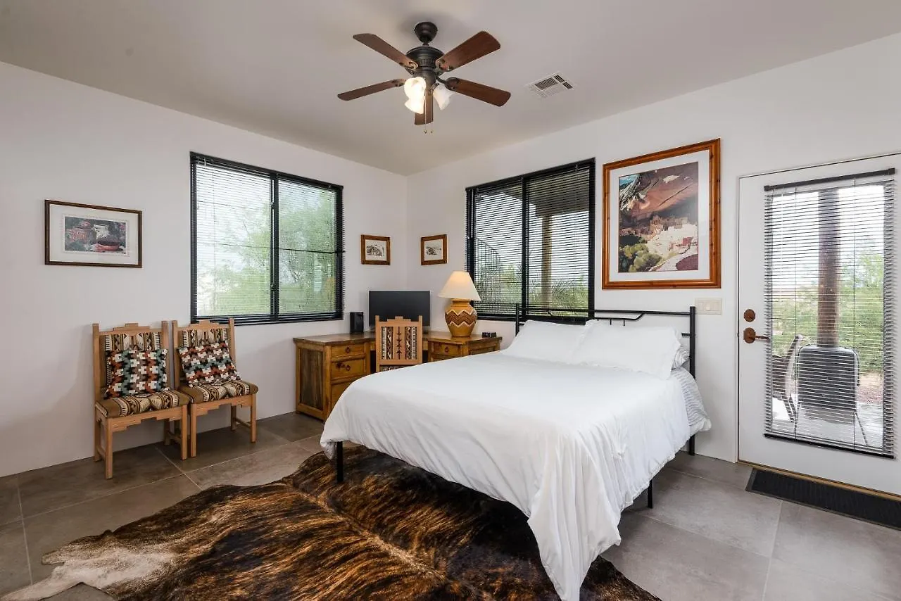 Four-Bedroom House Scottsdale