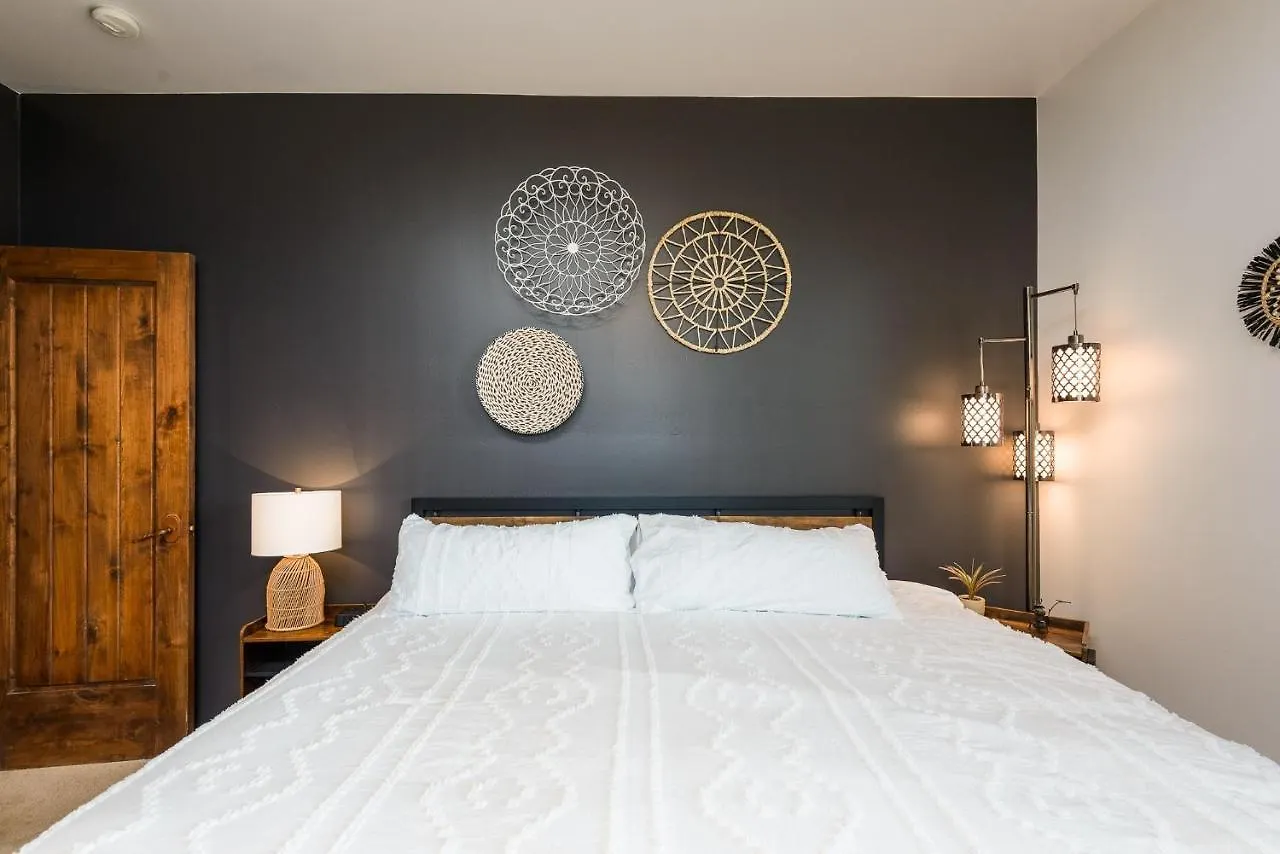 Holiday home Four-Bedroom House Scottsdale United States