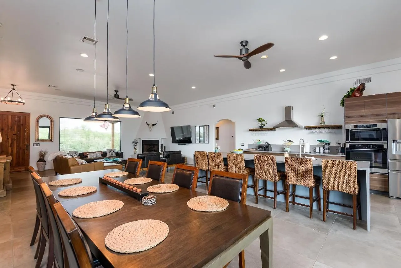 Four-Bedroom House Scottsdale
