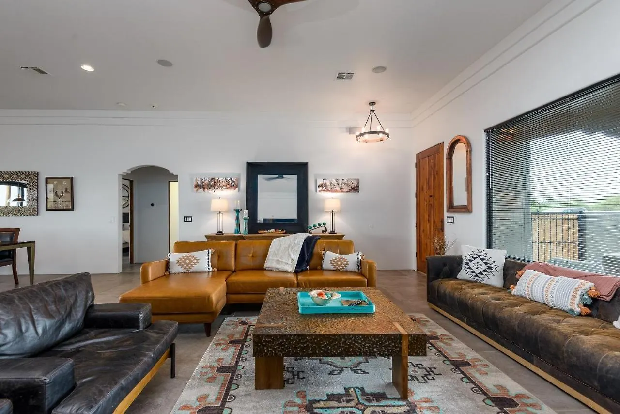 Holiday home Four-Bedroom House Scottsdale United States